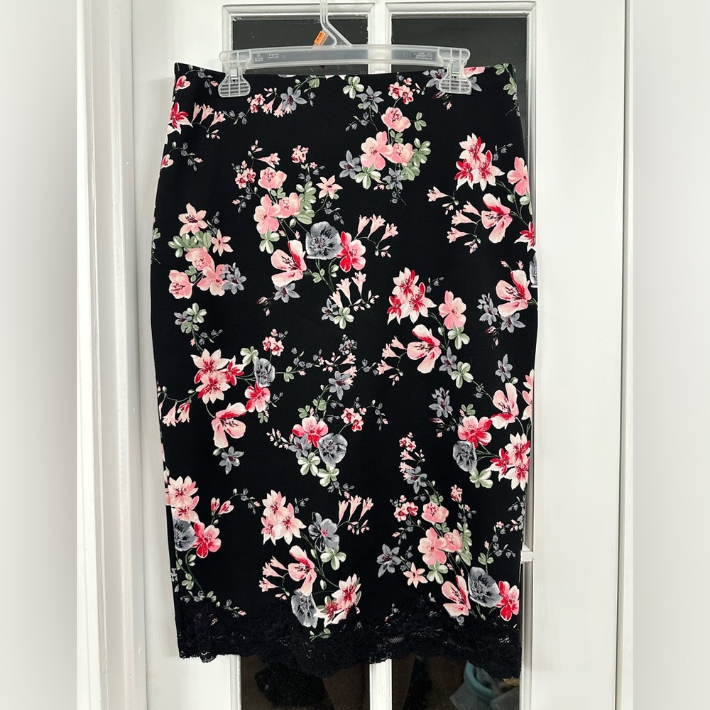 EXPRESS Lace Hem Floral Midi Pencil Skirt (Size 12)